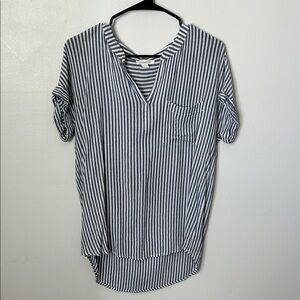 beachlunchlounge Navy & White Striped V-Neck Top
